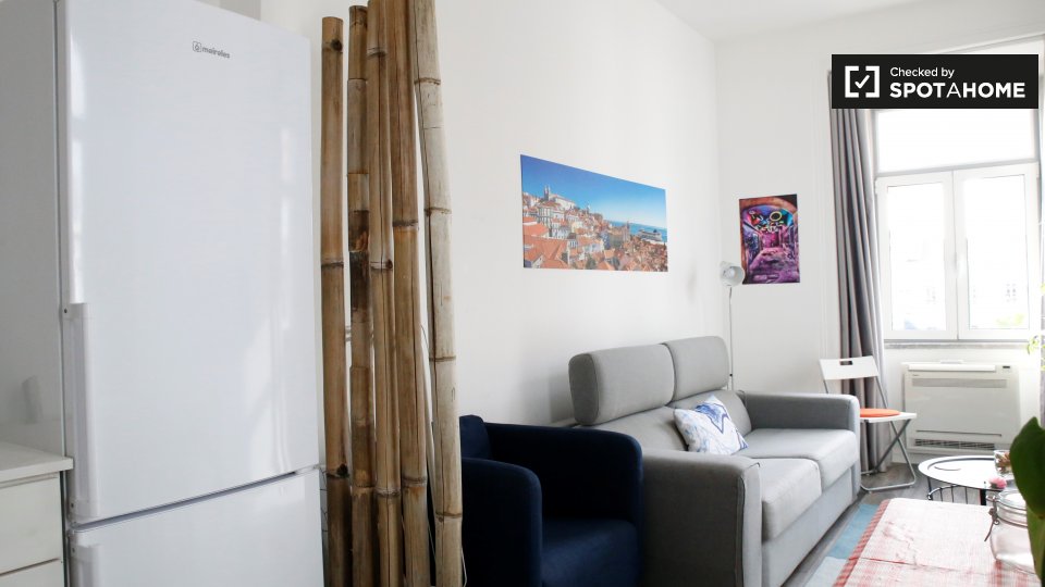 Apartment Lisbon, 1 bed — photo 2