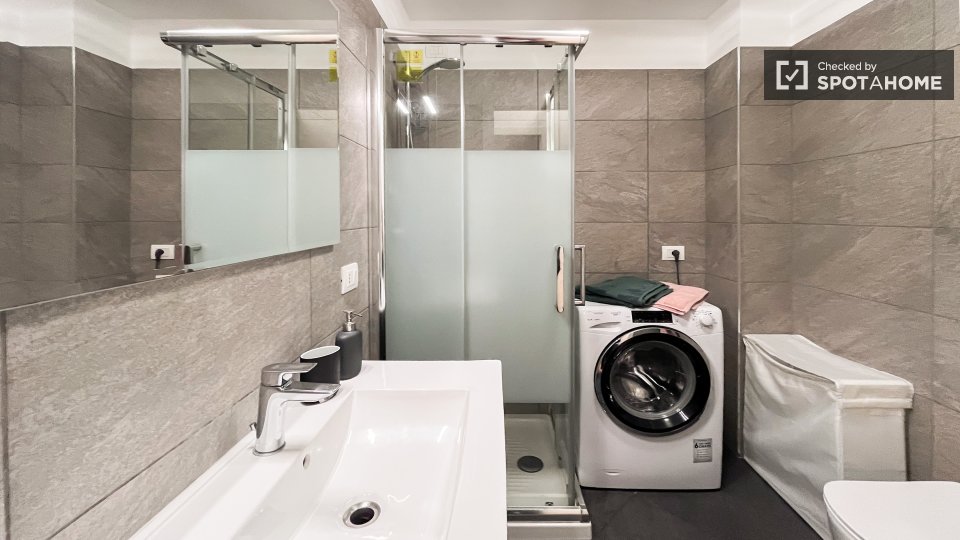 Apartment Milan, 1 bed, 65m² — photo 10