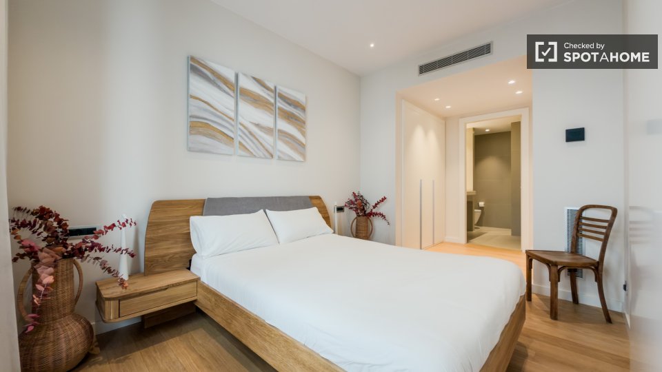 Apartment Barcelona, 2 beds — photo 10