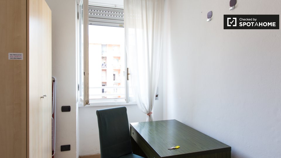 Double room Milan, 4 beds, 90m² — photo 2