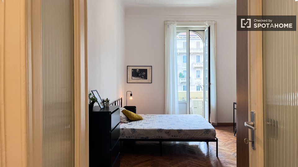Double room Milan, 5 beds — photo 8