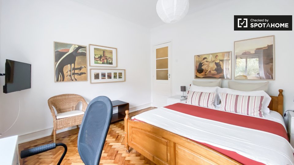 Double room Lisbon, 4 beds — photo 2