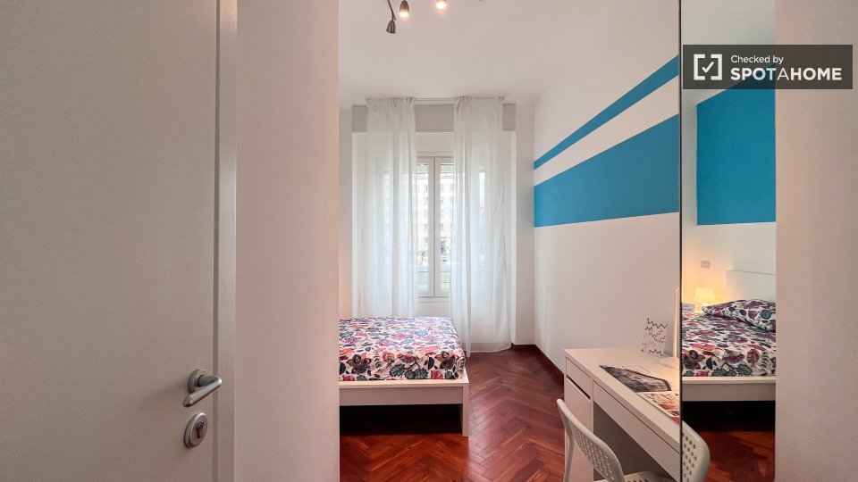 Double room Milan, 12 beds — photo 8