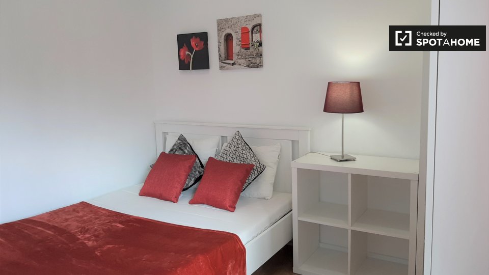 Double room Lisbon, 4 beds, 100m² — photo 3