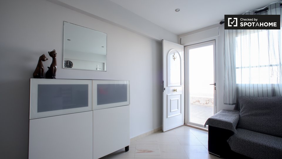 Apartment Valencia, 2 beds — photo 18