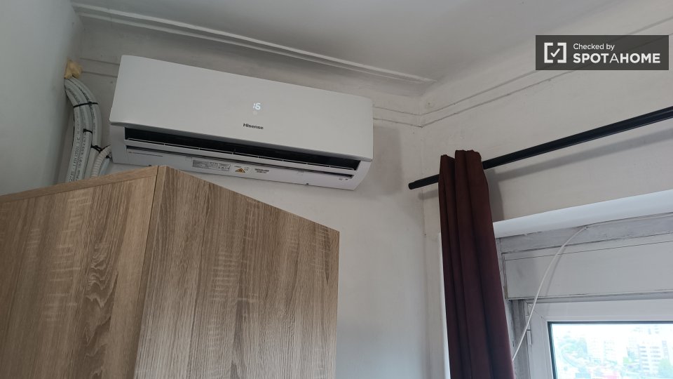 Double room Lisbon, 5 beds, 90m² — photo 40