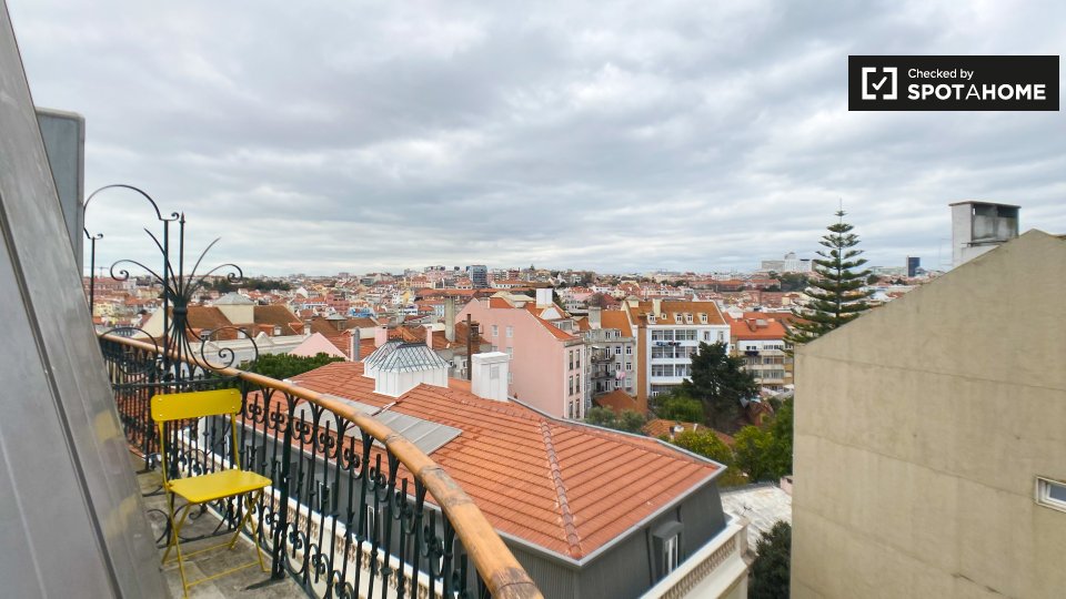 Apartment Lisbon, 4 beds — photo 8