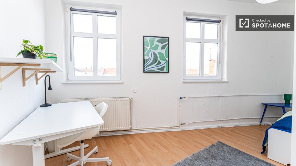 Double room Berlin, 5 beds, 85m² — photo 13