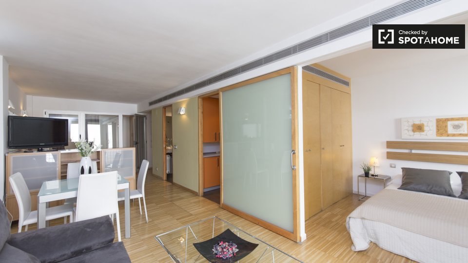 Apartment Madrid, 2 beds, 1m² — photo 2