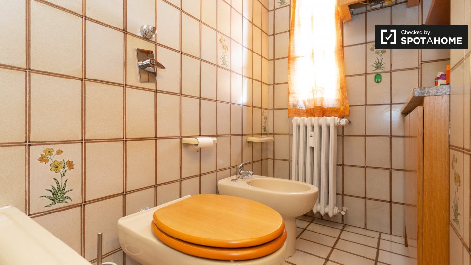 Double room Milan, 3 beds — photo 16