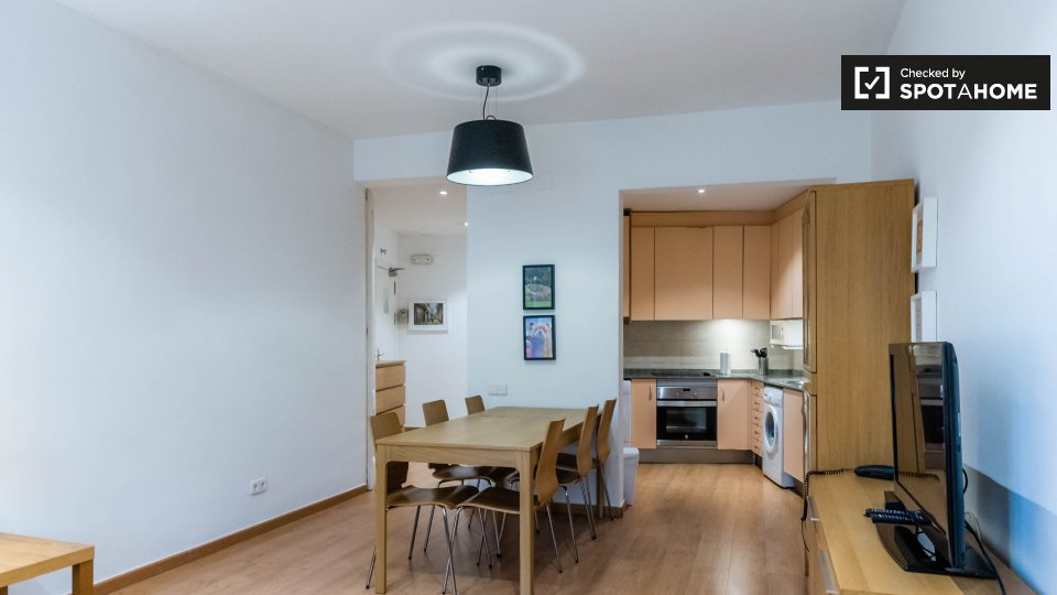 Apartment Barcelona, 3 beds, 110m² — photo 2
