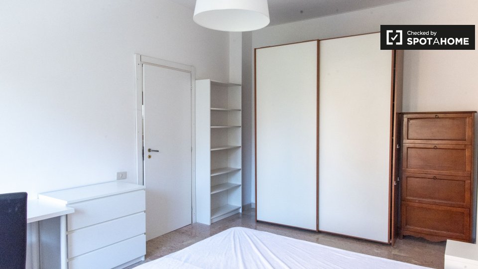 Double room Rome, 5 beds, 140m² — photo 19