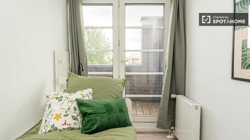 Double room Berlin, 4 beds, 60m² — photo 12