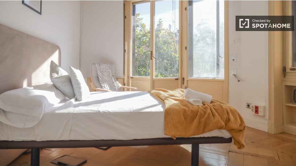 Double room Madrid, 18 beds — photo 4