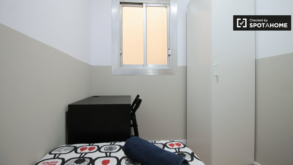 Double room Barcelona, 6 beds, 100m² — photo 3