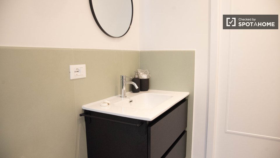 Apartment Rome, 1 bed — photo 20