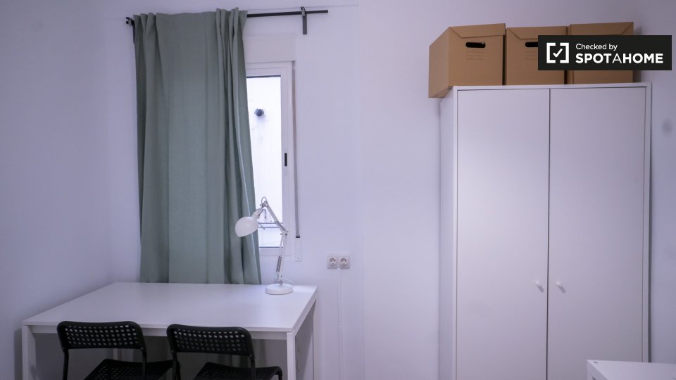 Double room Valencia, 6 beds — photo 3