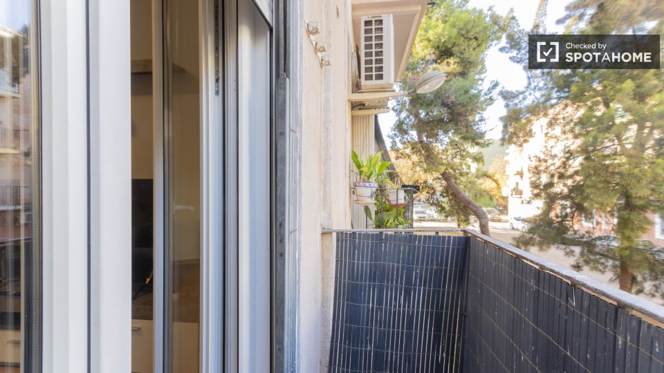 Double room Valencia, 3 beds — photo 10