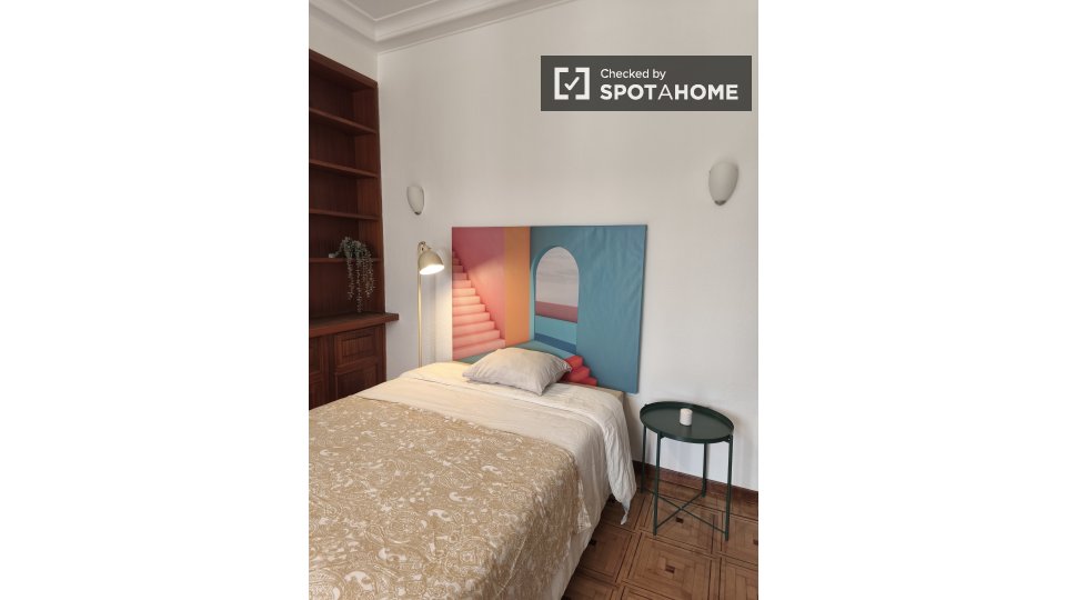 Double room Madrid, 6 beds, 200m² — photo 2