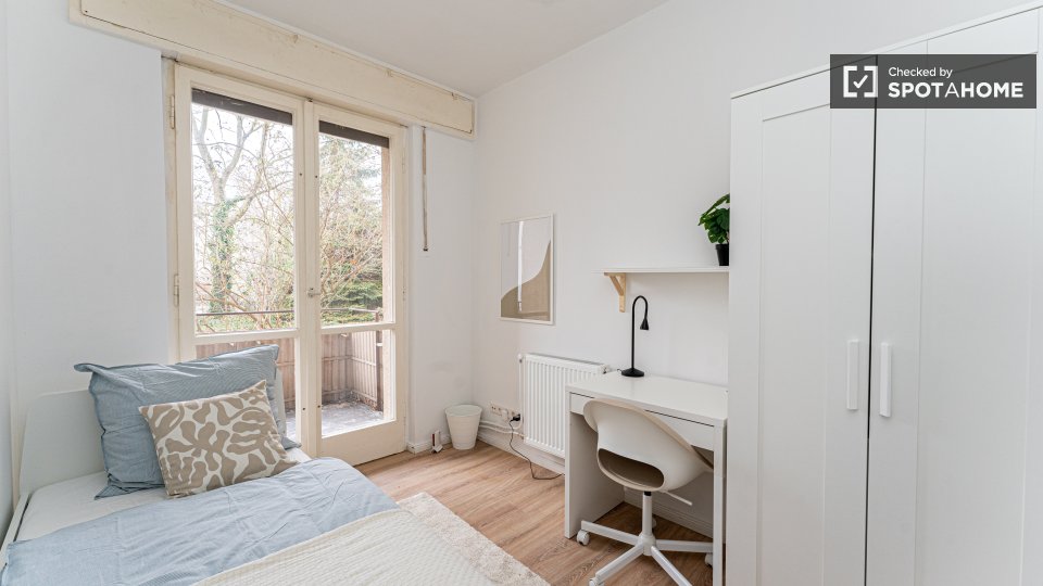 Double room Berlin, 4 beds, 55m² — photo 7