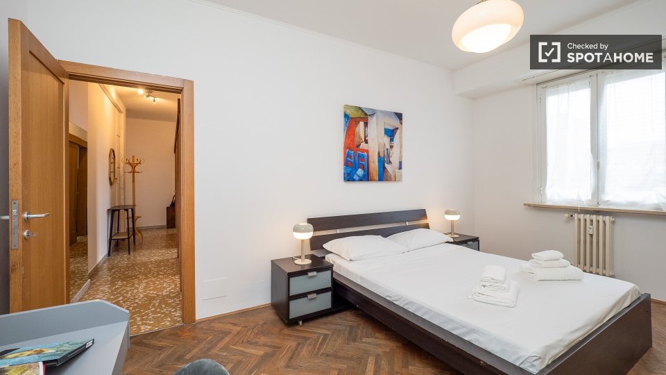 Double room Milan, 2 beds — photo 19