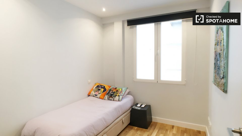 Apartment Madrid, 2 beds, 73m² — photo 13