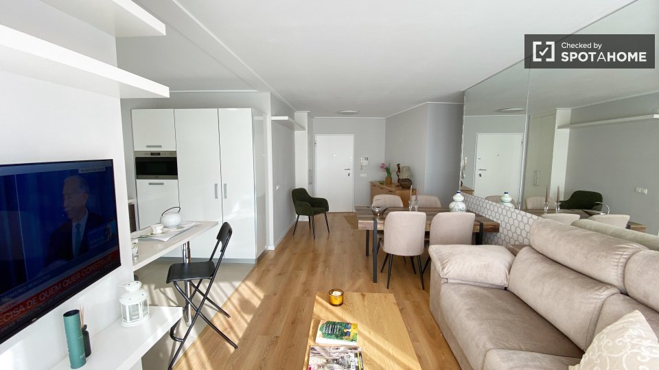 Apartment Lisbon, 2 beds — photo 13