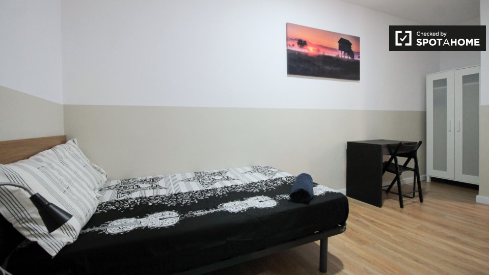 Double room Barcelona, 6 beds — photo 2