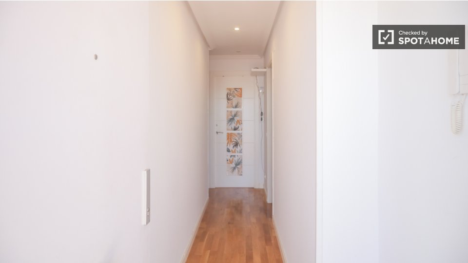 Double room Madrid, 4 beds — photo 5
