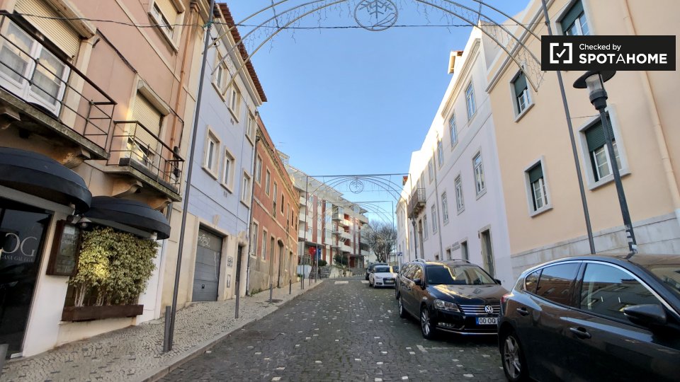 Double room Lisbon, 5 beds, 200m² — photo 19