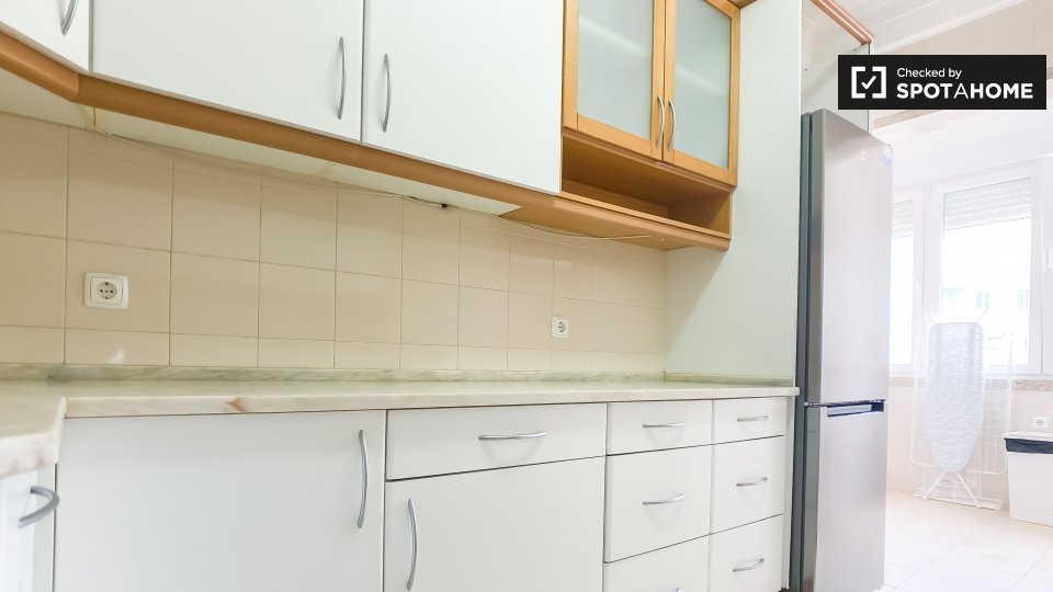 Apartment Lisbon, 5 beds — photo 8