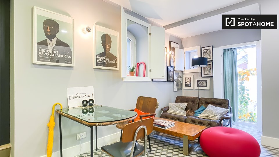 Apartment mono Lisbon, 45m² — photo 1