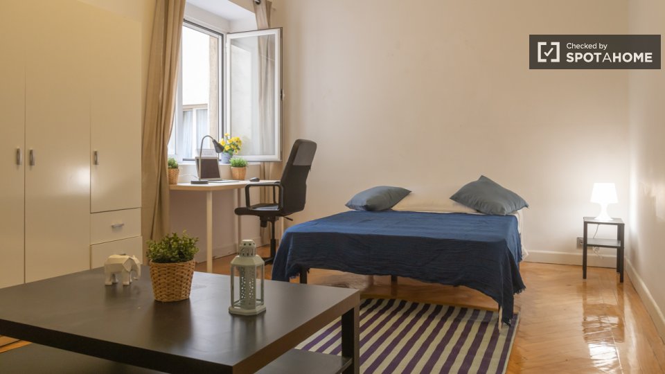 Double room Madrid, 9 beds — photo 11
