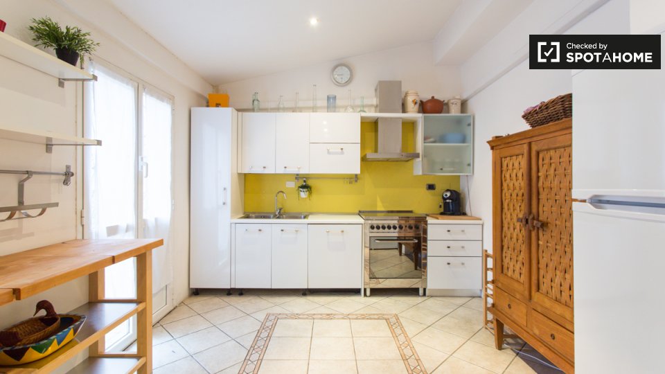 Apartment Milan, 1 bed, 90m² — photo 9