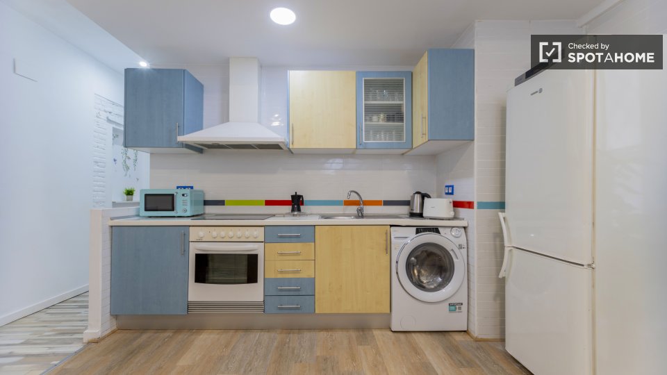 Apartment Valencia, 3 beds, 90m² — photo 40