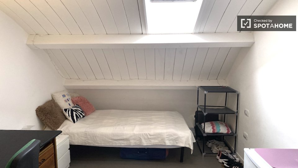 Double room Rome, 2 beds — photo 20