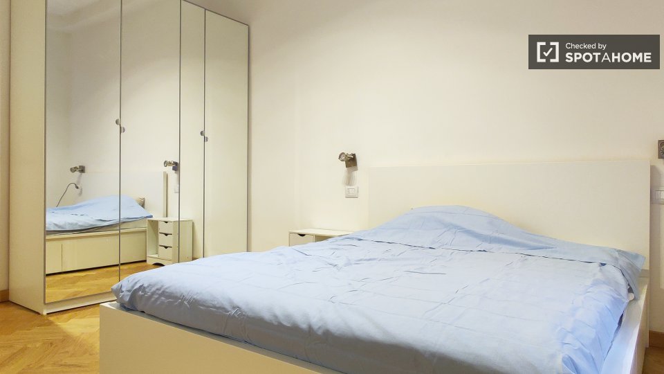 Double room Milan, 3 beds, 110m² — photo 9