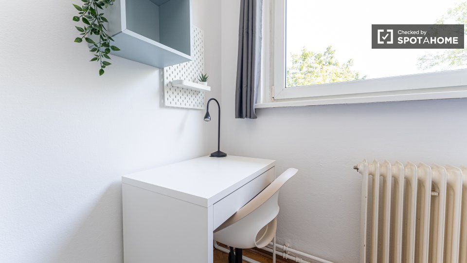 Double room Berlin, 4 beds, 62m² — photo 2