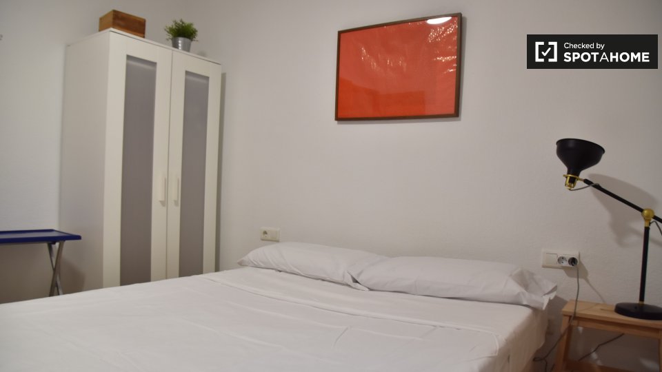 Apartment Valencia, 2 beds — photo 17