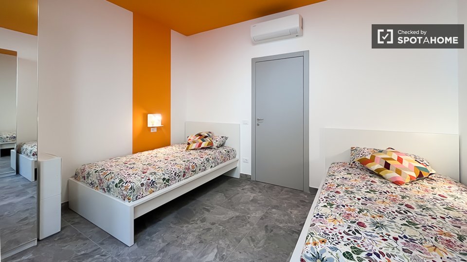 Double room Milan, 9 beds — photo 2