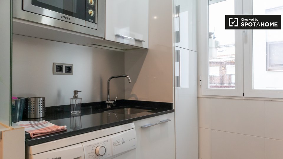 Apartment Madrid, 1 bed, 38m² — photo 19