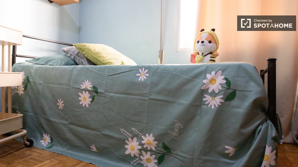 Double room Madrid, 4 beds — photo 3