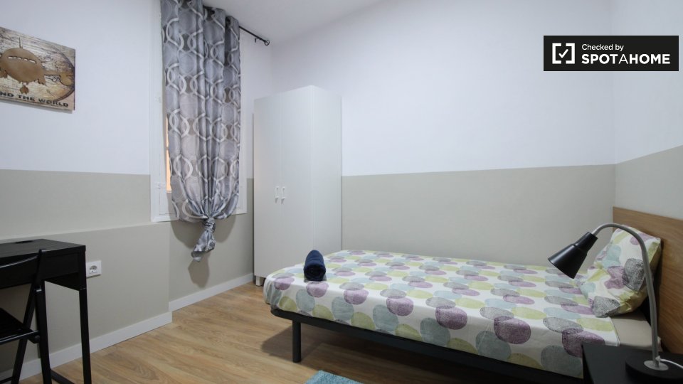 Double room Barcelona, 6 beds, 100m² — photo 19