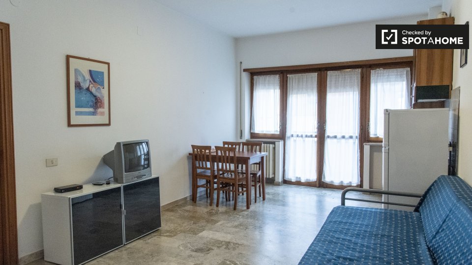 Apartment Rome, 1 bed — photo 1