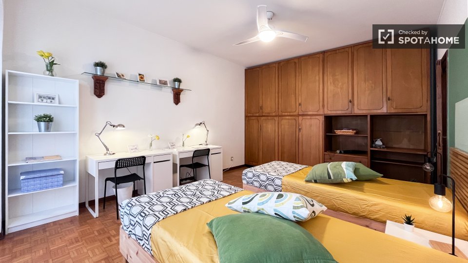Double room Milan, 4 beds — photo 15