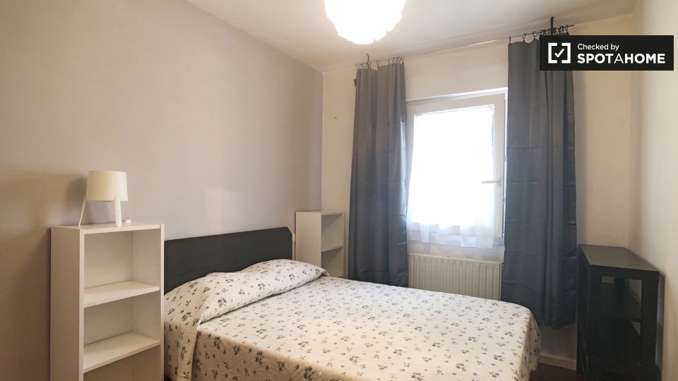 Double room Madrid, 3 beds, 160m² — photo 19