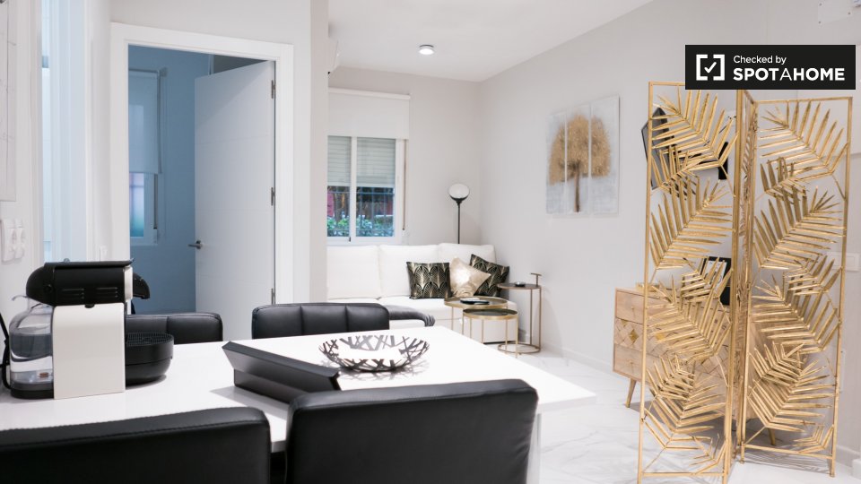 Apartment Madrid, 1 bed, 42m² — photo 1