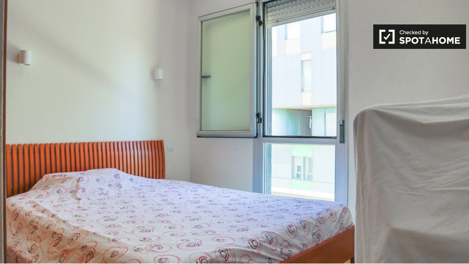 Chambre double Madrid, 3 chambres — photo 19