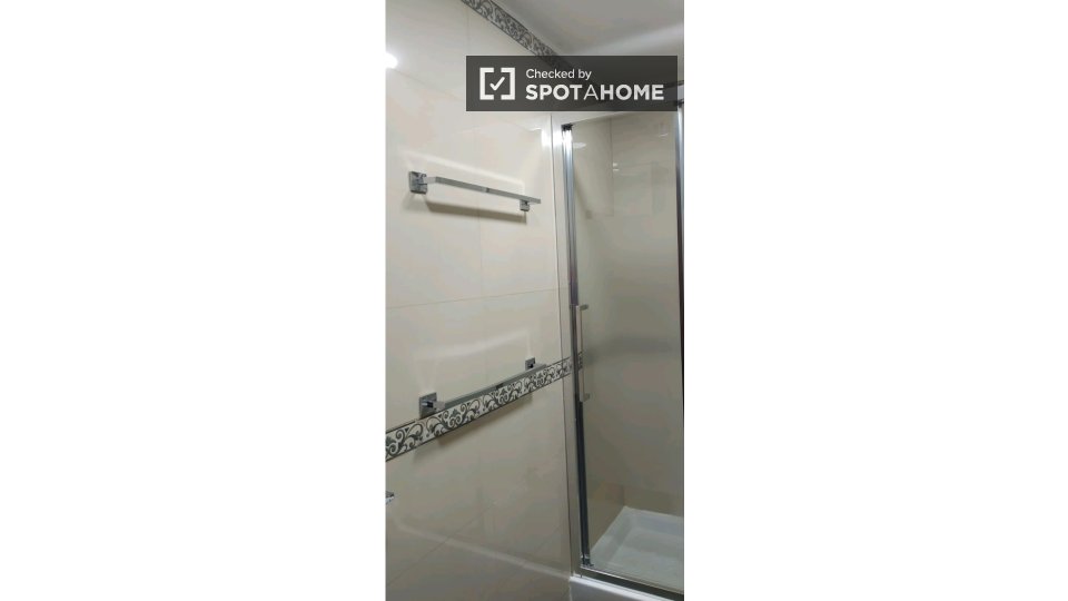 Double room Barcelona, 4 beds — photo 15