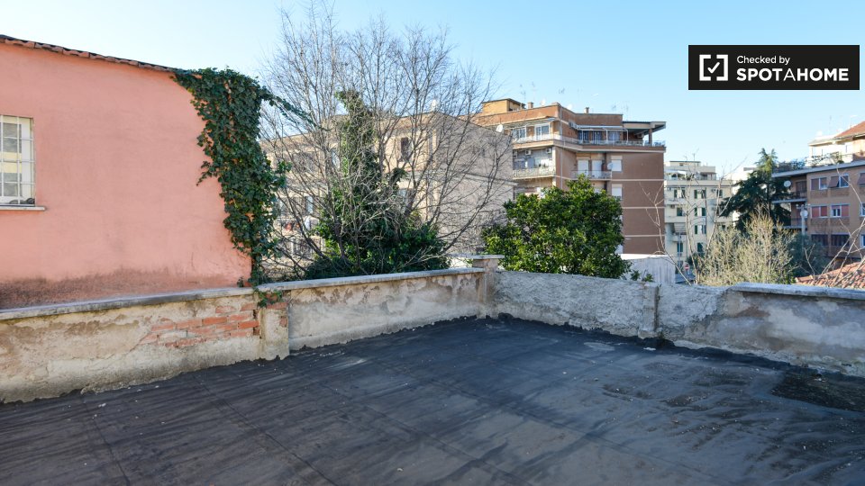 Double room Rome, 5 beds — photo 5